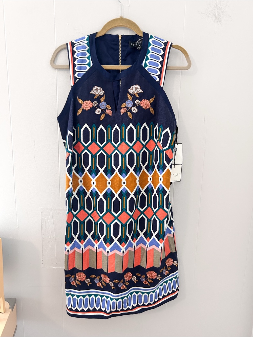 NWT Laundry by Shelli Segal Embroidered Geometric Shift Dress Size 10
